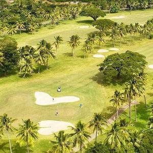 Hotel Wyndham Garden Wailoaloa Beach Fiji cazare Nadi