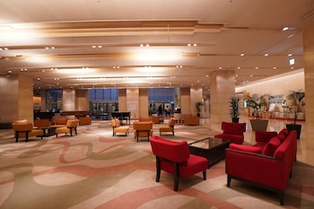 Crowne Plaza Ana Kobe