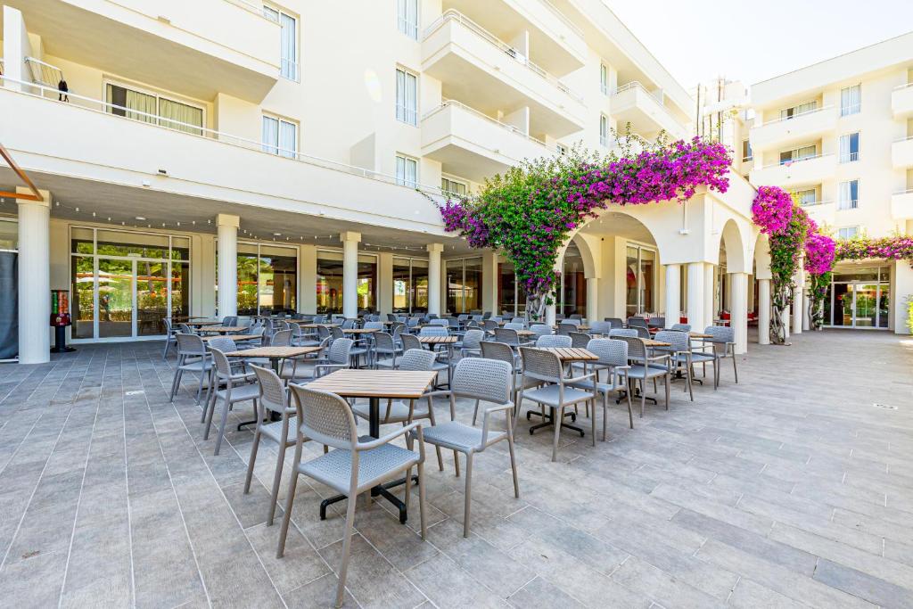 dal travel Hotel Rosella Affiliated By Intelier