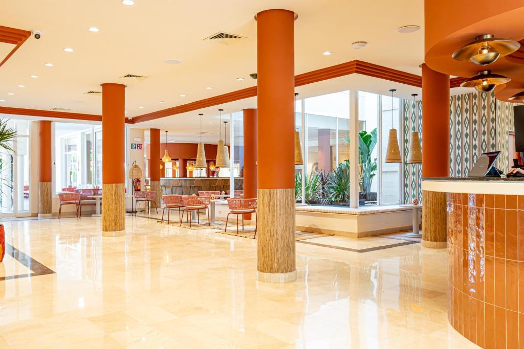 Hotel Rosella Affiliated By Intelier