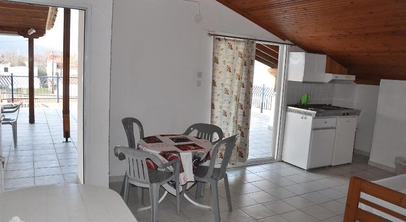 Hotel Apartments Stavroula