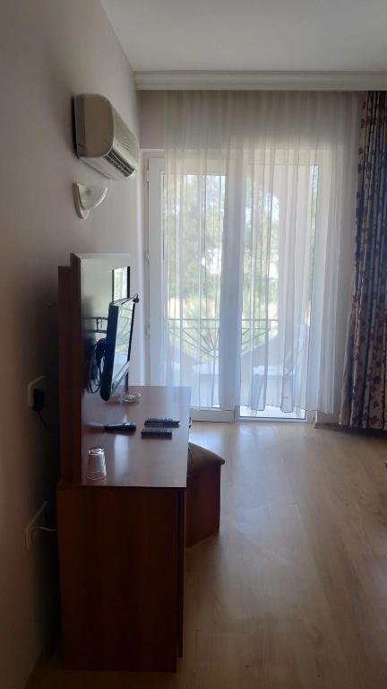 Alexius Beach Hotel