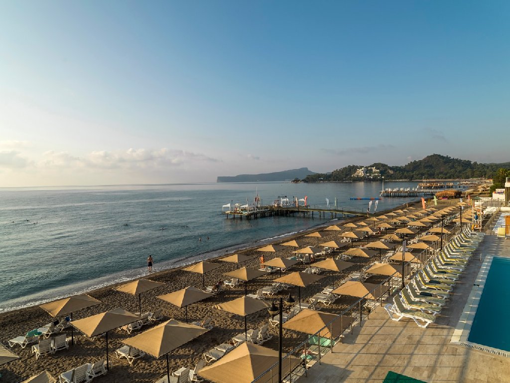 dal travel Perre La Mer Hotel