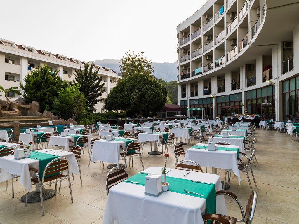 dal travel Perre La Mer Hotel