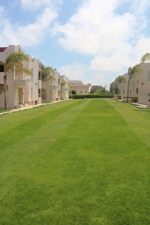 Hotel Green Leaves Aqua Park Beach Resort North Coast