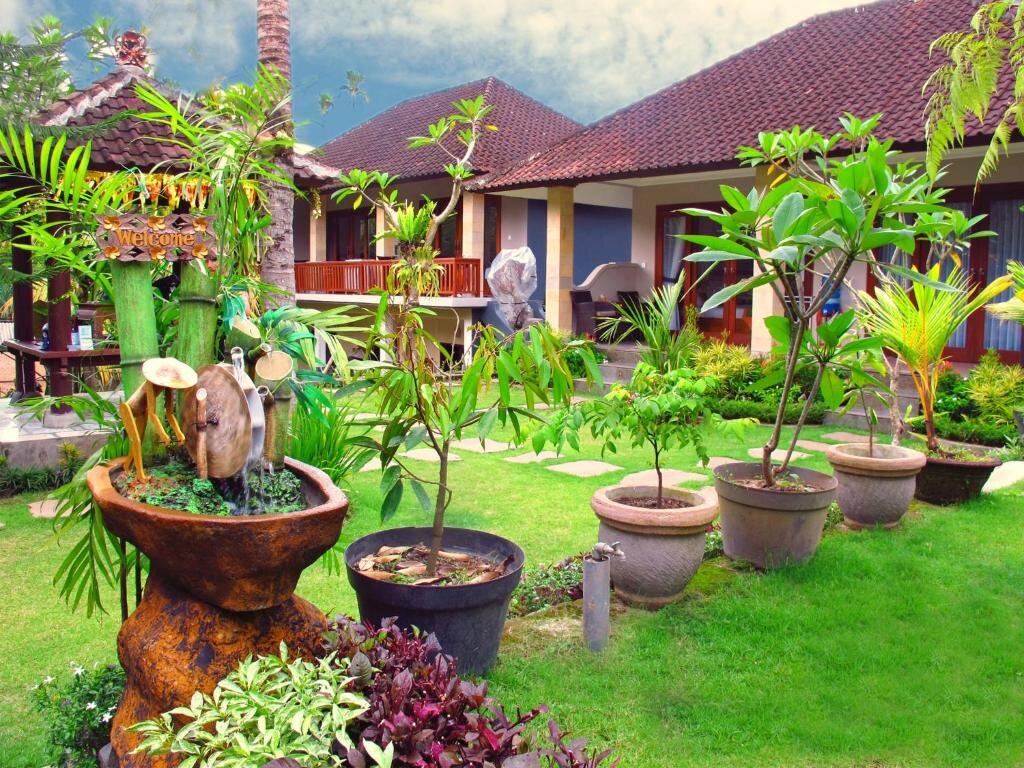 Hotel Putu's Paradise Guesthouse