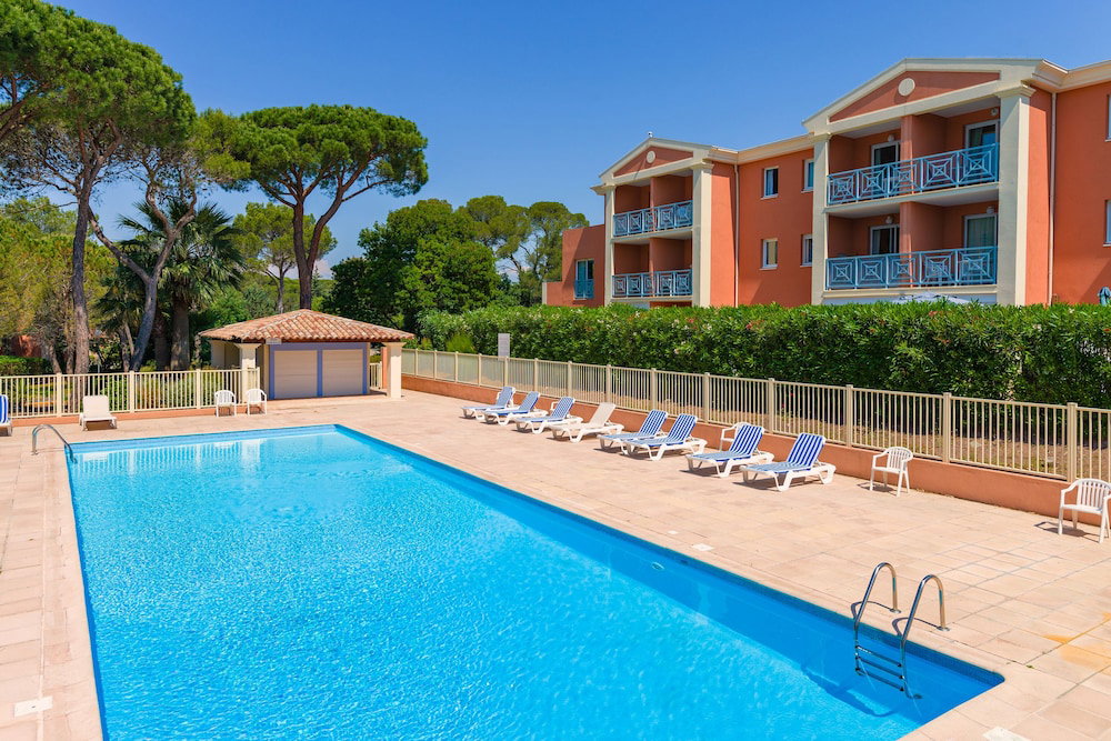 Hotel Residence Lagrange Vacances Le Domaine Des Grands Pins