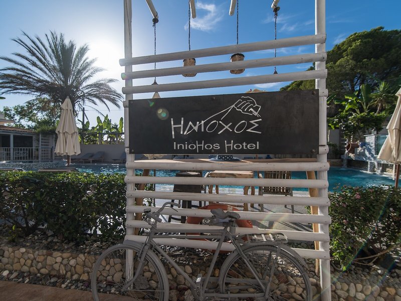 Iniohos Hotel