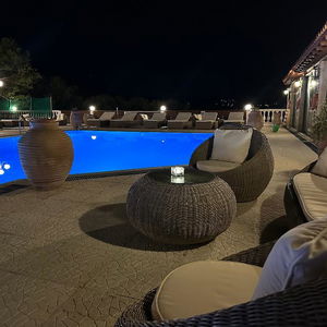 Sejur Nikos Apartments vacanta Agios Stefanos