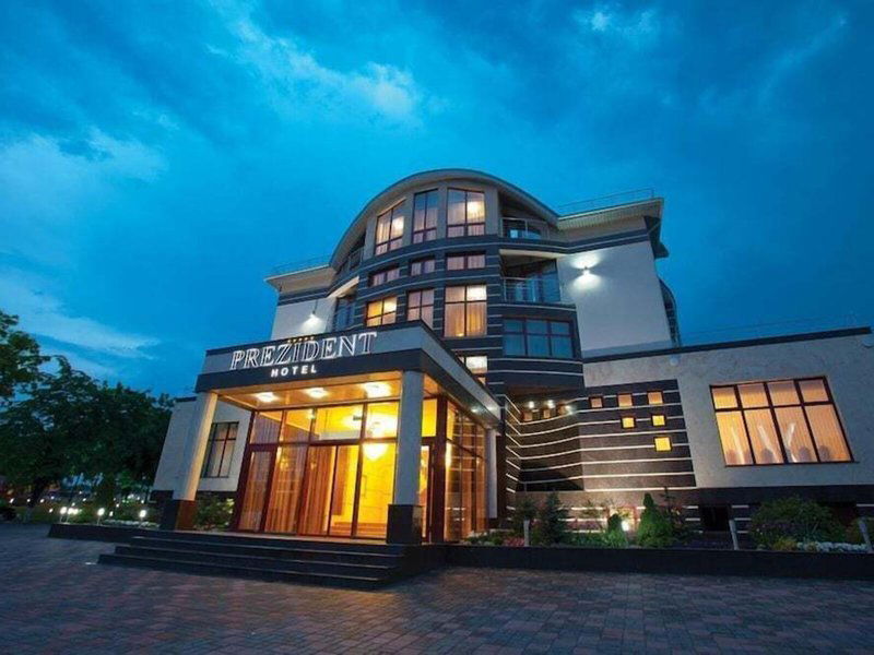 Hotel Prezident