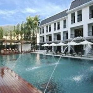 Hotel Sawaddi Patong Resort & Spa By Tolani cazare Patong