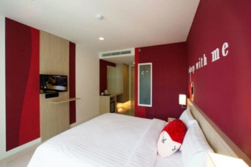 Sleep With Me Design Hotel @ Patong
