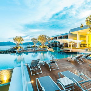 Sejur Crest Resort & Pool Villas vacanta Ko Phuket