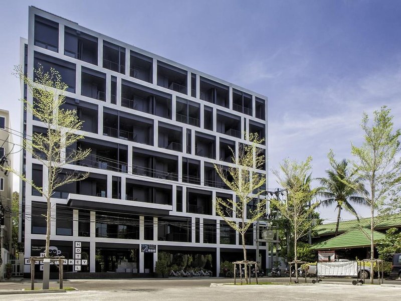 Blu Monkey Hub And Hotel