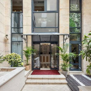 Sejur Queen's Court Hotel & Residence vacanta Budapest