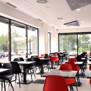Hotel Hotel New Bilbao Airport cazare Derio