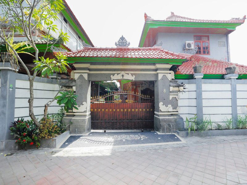 Hotel Ceria Guesthouse Seminyak By Oyo Rooms