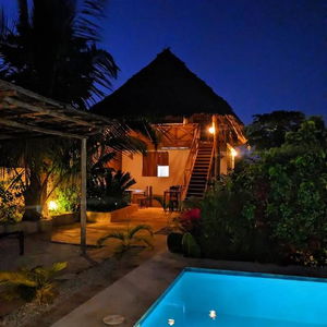 Sejur Hapahapa Zanzibar Bungalows vacanta Kiwengwa