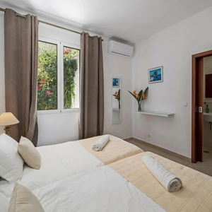 Hotel Villa Amelia cazare Canico