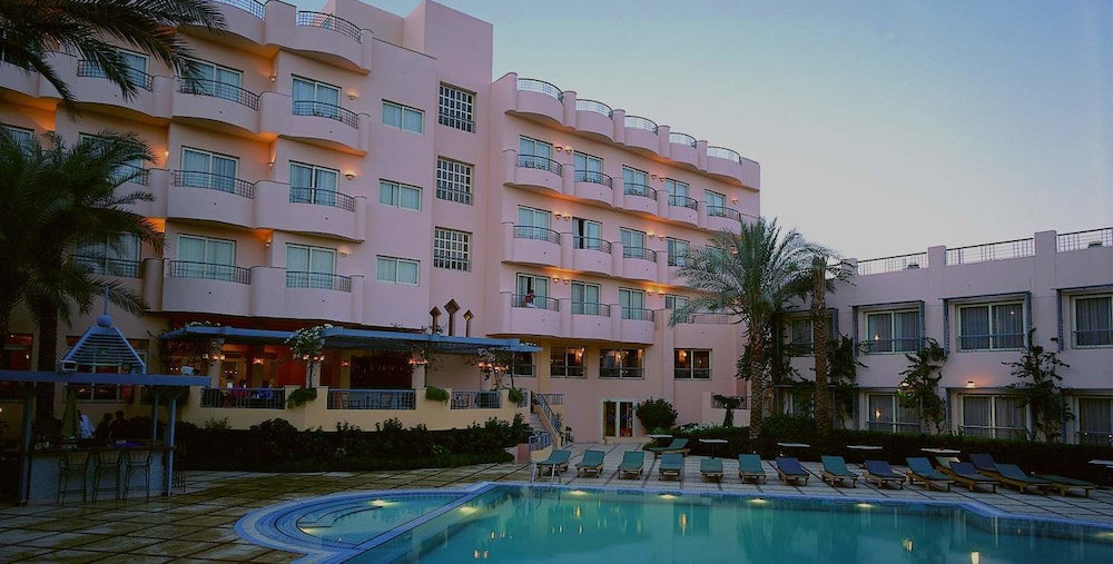 Hotel Sea Garden Hotel