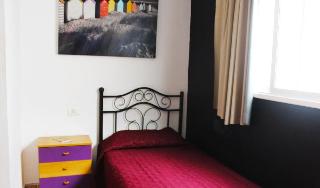 Hotel Alcaravaneras Hostel