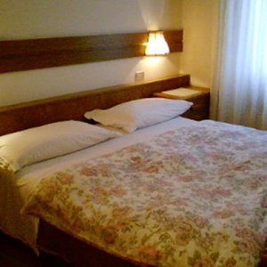 Hotel Campiglio Trilocale Monte Spinale cazare Madonna di Campiglio