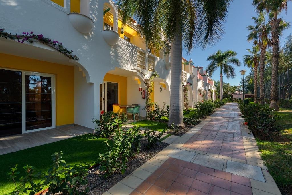 Bungalows Cordial Green Golf