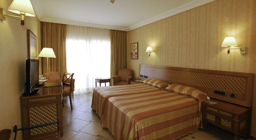 Cordial Mogan Playa 4*