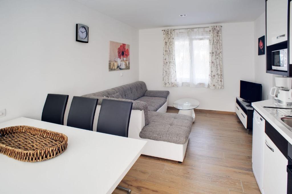 Hotel Apartments Villa Annamaria