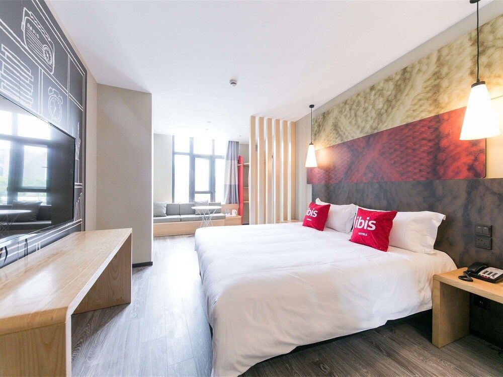 Hotel Ibis Shanghai Hongqiao Transport Hub Qibao Hotel