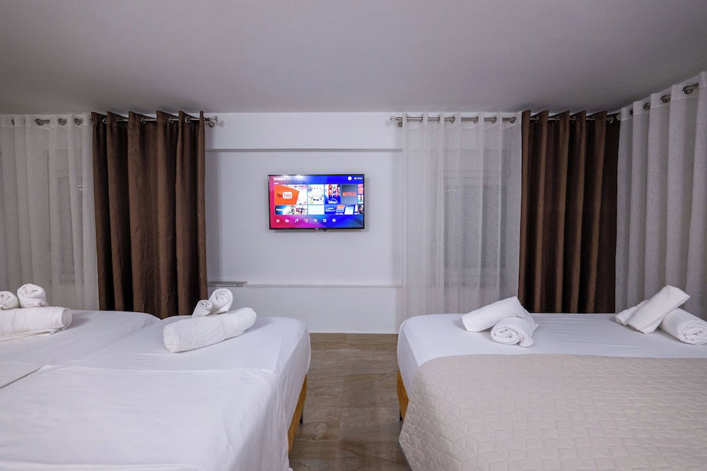 Elite Hotel