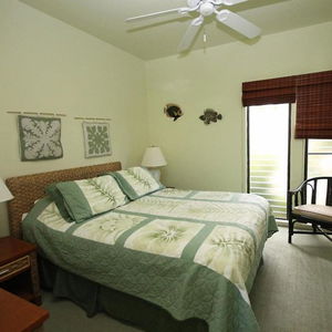 Hotel Kaha Lani Resort cazare Lihue