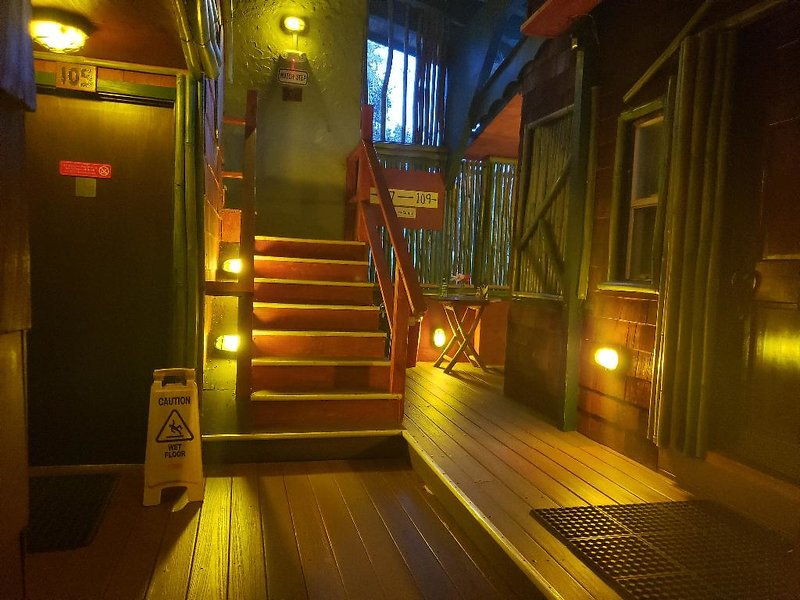 Chalet Kilauea Hotel