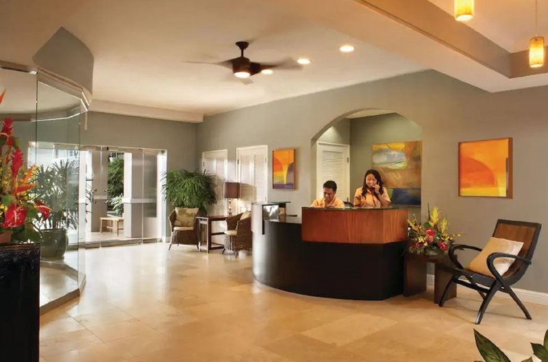 Regency On Beachwalk Waikiki By Outrigger