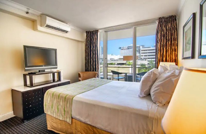 Regency On Beachwalk Waikiki By Outrigger