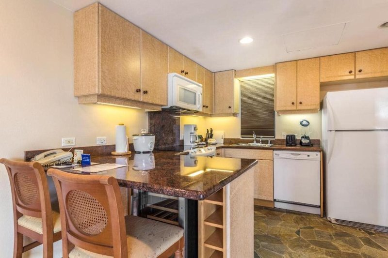 Royal Sea Cliff Kona By Outrigger