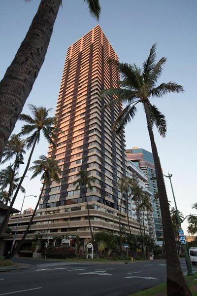 Hotel Hawaiian Monarch