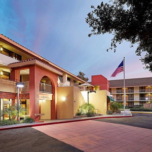 Hotel La Quinta Inn & Suites By Wyndham Thousand Oaks - Newbury Park cazare Thousand Oaks