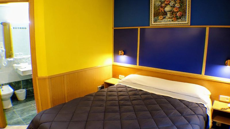 Hotel Trípolis Toledo