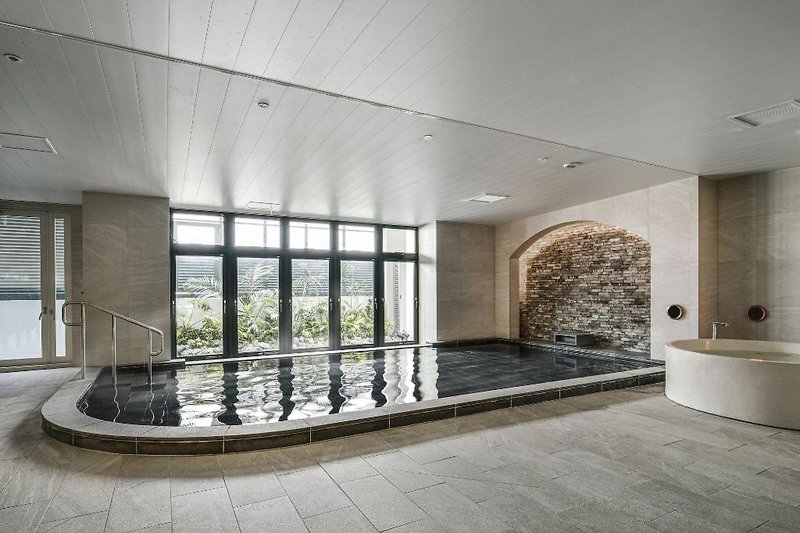 Lequ Okinawa Chatan Spa & Resort
