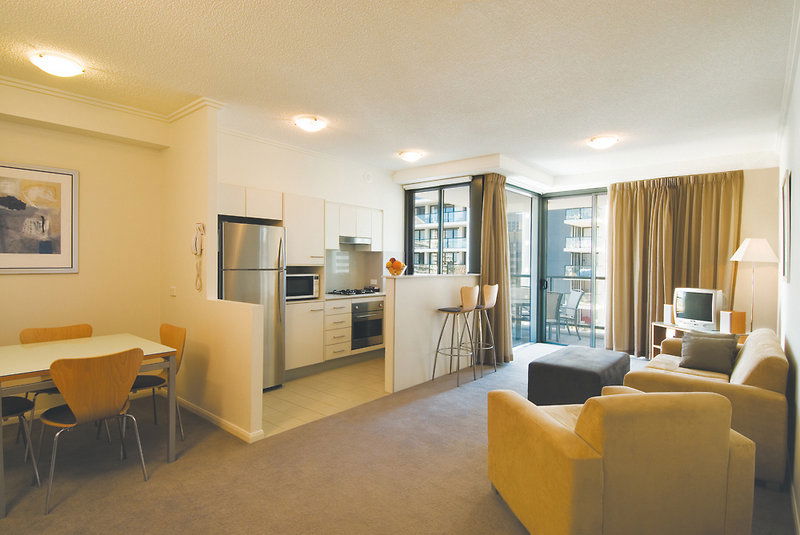 Hotel Oaks Brisbane On Margaret Suites