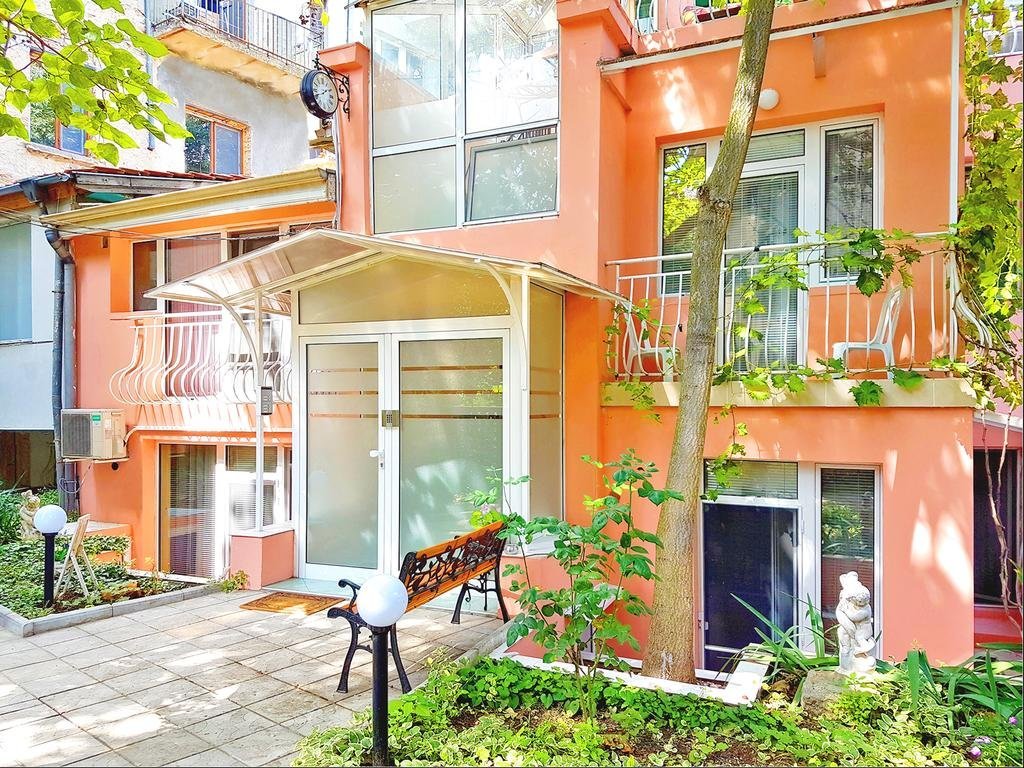 Hotel Yes Varna Studios