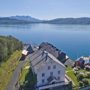 Hotel Finsnes Gaard cazare Finnsnes
