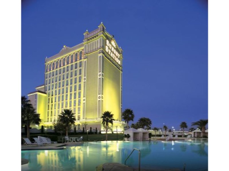 Hotel Sunset Station