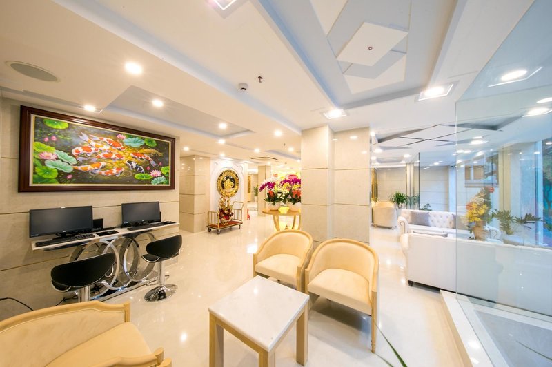 Le Saigon Hotel