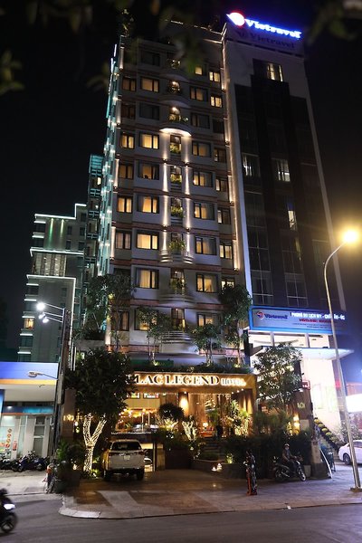 Au Lac 1 Hotel