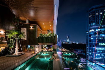 Au Lac 1 Hotel
