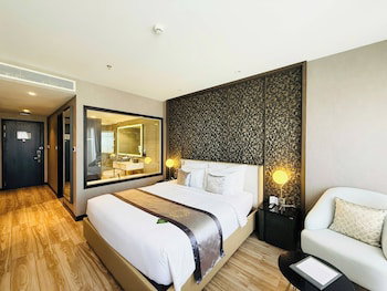 Diamond Stars Ben Tre Hotel