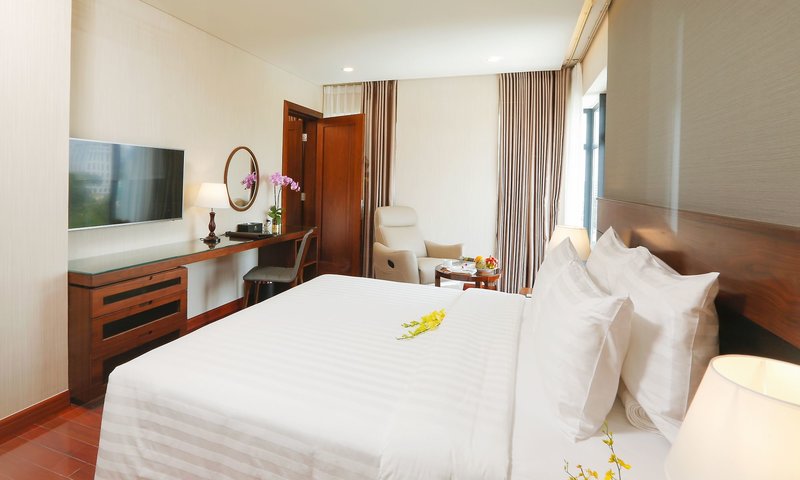 Orchids Hotel