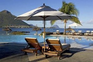 Hotel Sands Suites Resort & Spa cazare Flic en Flac
